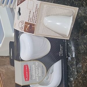 Vintage NIB Rubbermaid Designer Collection Toothbrush Arosa Magnetic Soap Holder